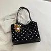 Bolsa Popular de Bolinhas Grande Capacidade Feminina 2026 Nova Versátil para o Dia a Dia Ombro Único Sob o Braço Bolsa Tote Casual de Mão
