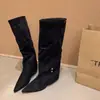 Botas ankle boot plissadas de bico fino retrô para mulheres, novo estilo 2026, salto grosso, salto alto, emagrecedoras, versáteis, elásticas e adequadas para vários looks