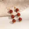 Pendientes de serie de baloncesto europea y americana transfronterizos, tachuelas de baloncesto con forma de lazo de corazón de madera, accesorios para orejas deportivos para fans al por mayor