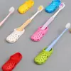 Portacepillos de dientes sin agujeros y sin taladro, Estante de pared para almacenamiento de cepillos de dientes infantiles, Organizador de baño creativo, Disponible en varios colores
