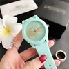 Caramelo de Pescado Colorido Silicona Reloj Moda Coreana Grande para Mujer Reloj Deportivo de Moda