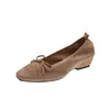 Zapatos de moda de otoño de corte bajo con lazo y tacón medio, zapatos de mujer para ir al trabajo 2026, elegantes zapatos negros de punta cuadrada estilo francés