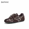 Zapatillas de entrenamiento retro de cuero suave con estampado de leopardo para mujer, nuevo modelo versátil de otoño 2026, suela suave, estilo ballet, transpirables, casuales