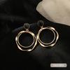 Pendientes circulares elegantes de alta gama de estilo coreano para mujer, estilo francés, con personalidad, diseño moderno, grandes, delgados y combinables.