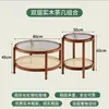 Mesa de centro para sala de estar, feita de madeira maciça e fibra de rattan trançada, com tampo longo de vidro colorido em arco-íris, de camada dupla, design redondo, estilo moderno, adequada para apartamentos pequenos