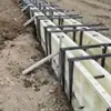 Grampos para Vigas para Canteiros de Obras, Grampos e Fixadores para Vigas, Vigas Canal, Grampos para Vigas Passo a Passo, Grampos para Vigas Quadradas e Redondas, Grampos Ajustáveis para Vigas