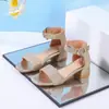 Sandalias de Princesa de Tacón Alto Nuevas para Niñas Primavera/Verano 2026 Suela Suave Antideslizante para Niñas Pequeñas Venta al por Mayor Zapatos Infantiles Transfronterizos