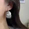 Brincos de Borla com Asa de Borboleta Vazada para Mulheres, Brincos de Luxo Leve de Nicho de Alta Qualidade, Novo Estilo Popular de 2025, Brincos Elegantes para Mulheres
