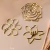 Decoraciones Acrílicas para Pastel Estilo Ins Transfronterizo de Flores y Mariposas para el Día de la Mujer y el Día de la Madre Decoraciones para Cupcakes de Flores