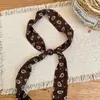 Estilo Old Money~Collar de Bufanda de Seda con Cordón Flor de Anacardo Bufanda de Cuello para Mujer Nicho Sensación de Alta Gama Accesorio para Camisa