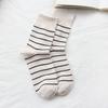 Meias femininas clássicas listradas meias mid-calf japonês outono e inverno Novo estilo preppy moda moda moda meias atacado