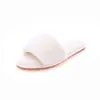Zapatos de felpa con base de tendón de viscosa para mujer otoño e invierno Nuevos zuecos de punta abierta color caramelo macarrón fabricante de pantuflas de felpa en stock