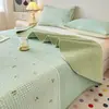 Cubrecama Acolchado de Algodón Lavado Estampado Estudiante Pieza Única Tatami Sábana Gruesa Juego de Tres Piezas para Todas las Estaciones