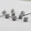 Miçangas espaçadoras flor de cubo de açúcar quadrado de liga Acessórios de joias de prata Xizang DIY, materiais para miçangas de chaveiro com borla feito à mão
