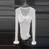 2025 Nuevo Otoño e Invierno Camiseta de Encaje Calado para Mujer Aspecto Adelgazante Prenda Base Moda Empalme Top de Cuello en V