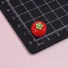 Pastel de Sándwich de Fresa Postre 3D Simulado Accesorios de Resina Pegamento de Crema DIY Pinzas para el Cabello Caja de Almacenamiento de Accesorios para el Cabello Pegatinas
