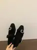 Sapatos Mary Jane de Inverno 2025 Novos para Mulheres com Pelo, Aumento Interno de Altura e Strass, Sapatos de Algodão Cinza