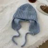 2024 Nuevo Sombrero de Punto Estilo Coreano con Protección para las Orejas Sombrero de Lana Otoño e Invierno Sombrero Lei Feng Sencillo Cálido para la Cara Pequeña Moda