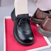 Zapatos planos de estilo retro con boca poco profunda, mocasines para mujer, novedad de otoño 2026, cordones negros, suela gruesa, casual, simples, zapatos pequeños de cuero