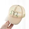 Chapéus de Verão Infantis com Design de Letra, Chapéus de Sol com Topo Aberto para Uso ao Ar Livre, Bonés Fashionáveis Ajustáveis com Proteção Solar para Meninos e Meninas