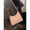 Bolsa pequena acolchoada com corrente versátil para primavera-verão, modelo novo 2026, bolsa de ombro estilo bolinho, bolsa transversal estilosa e elegante