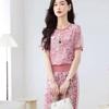 Camiseta Rosa de Manga Corta Reductora de Edad + Pantalones Deportivos Casuales Traje para Mujer Verano 2025 Nuevo Versátil Manga Corta + Pantalones Conjunto de Dos Piezas