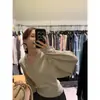 Nueva colección de otoño: Elegante y suave suéter de punto casual estilo coreano para mujer, con cuello en V y mangas murciélago, con un diseño que estiliza y define la cintura