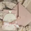 Novo Conjunto de Convites de Casamento Rosa em Relevo Mais Vendido, Personalizado para Eventos Corporativos, Casamentos e Festivais, com um Toque de Luxo