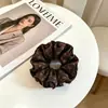 Goma de pelo scrunchie vintage versátil extragrande para adultos, elegante scrunchie floral para coleta