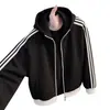 Chaqueta versátil de estilo coreano para hombre de otoño e invierno con tres rayas, sudadera deportiva de moda estilo universitario para hombres jóvenes