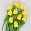 Flores artificiais de tulipa pu de alta qualidade transfronteiriças para casa, hotel, adereços de fotografia de casamento, flores de simulação ao toque, atacado