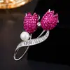 Broche de tulipa de pérola de água doce totalmente cravejado de diamantes, broche floral de alta qualidade, pino elegante para terno e casaco, acessório de luxo leve