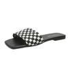Zapatillas planas para mujer, novedad de verano 2022, zapatillas de playa de cuadros de comercio exterior para ocio, venta al por mayor para mujer