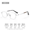 Óculos Estilosos de Aro Pequeno com Armação de Titânio Puro de Alta Qualidade K68026 Armação de Óculos de Grau Masculina Ultraleve Danyang Eyewear