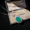 Colar de gemas de superfície de ovo de calcedônia verde brasil espírito de água banhado a ouro 18K grande quilate Coroa anel de zircão