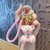 Llavero Colgante Oso Violento de Dibujos Animados de Resina Encanto para Bolso de Pareja Cordón para Llave de Coche Colgante para Teléfono Pequeño Regalo