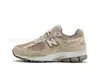 Zapatos Putian Originales Puros NB2002RA Gris Yuanzu Gamuza Retro Transpirables Zapatos para Correr Zapatos de Papá Cómodos