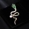 Espírito criativo cobra moda broche de pérola de água doce temperamento retrô zodíaco animal corsage terno jaqueta casaco alfinete