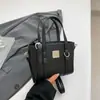 Bolsa Saco Tendência Estilo Coreano para Mulheres Verão 2025 Nova Nicho Simples e Estilosa Moda Uma Alça Transversal de Alto Valor