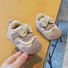 Novos Sapatos de Algodão de Inverno 2026 para Bebês Meninas, Sapatos com Solado Macio para Caminhar, 3-6-12 Meses, Sapatos de Princesa para Bebê, Sapatos Estáveis para Crianças Pequenas