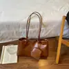 2026 Nuevo Bolso de Axila para Mujer Otoño Nicho Lujo Ligero Sensación de Alta Gama Bolso de Hombro Único Retro Versátil Bolso de Mano para Viaje