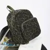 Nova mochila de moda transfronteiriça com estampa de leopardo camuflada vintage para mulheres, mochila versátil para atividades ao ar livre, mochila pequena casual moderna para estudantes