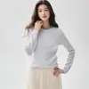 Suéter de cashmere liso, estilo francês, luxo discreto, para mulheres, com strass aplicados à mão, gola redonda, mangas compridas e malha macia e amiga da pele