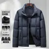 Jaqueta de Penas Masculina 2026 Outono/Inverno Gola Alta Versão com Zíper Padrão Nacional 90% Penas de Pato Branco Jovem Casual Quente Casaco de Penas