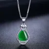 Puesto de suministro de versión coreana del collar de oro rosa imitación de polvo de piedra de hibisco Cristal de mujer colgante de cadena de clavícula joyería