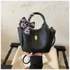 Bolso de Mano Mini Nuevo de Moda de Nicho para Mujer, Bolso de Hombro de Estilo Coreano de Alta Gama, Bolso Cruzado de Moda para el Trabajo