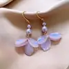 Aretes de Gancho con Borla de Flor Morada Francesa y Perla Dulces Elegantes para Mujer Lujo Ligero Versátiles de Nicho de Alta Gama