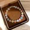Pulsera de Cierre Redondo Colorida con Circonita Brillante, Pulsera de Lujo Ligero de Alta Gama, Accesorio de Mano Versátil Dulce de Nicho y Personalidad para Mujeres