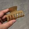 Pinza grande de 7.6 cm al por mayor con agarre fuerte se puede usar para fines de peluquería, pinza para ropa de secado de cabello es simple y práctica