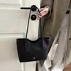 Bolso de mujer de gran capacidad, nuevo bolso de hombro casual y simple 2026, adecuado para estudiantes, para ir al trabajo y para el uso diario